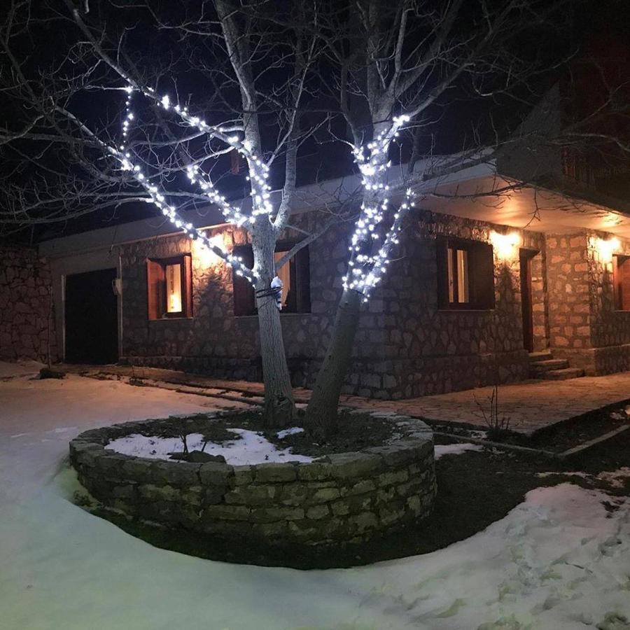 Mikro Katafygio Stavli 외부 사진
